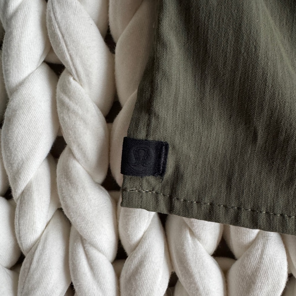 Lululemon The Closer Long Sleeve Fatigue Green - Picture 6 of 9